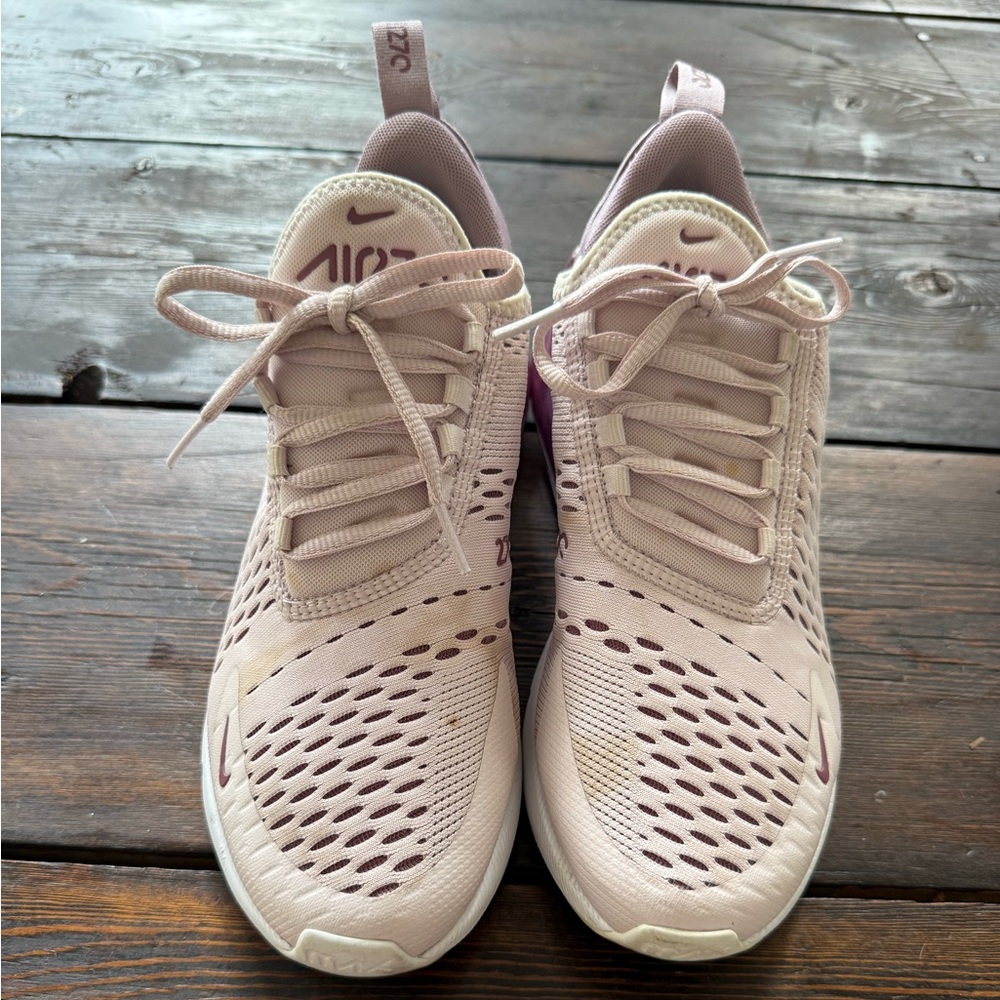 Nike Women’s Air Max 270 - Picture 3 of 4
